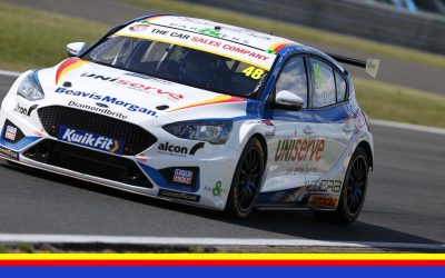 MB MOTORSPORT ACCELERATED BY BLUE SQUARE ON THE PODIUM AT SNETTERTON