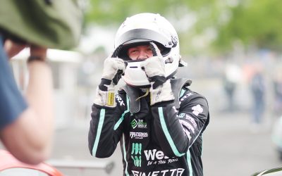 ACADEMY DRIVERS REYNOLDS AND MITCHELL WIN AT BRANDS